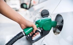 Đổ xăng đầy bình có những tác hại gì?