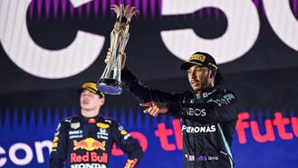 Lewis Hamilton giành chiến thắng tại Grand Prix Ả Rập Xê Út