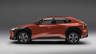 Mẫu xe điện đầu tiên của Toyota sẽ có giá bao nhiêu?