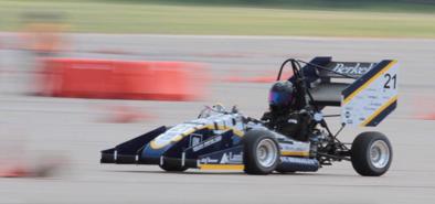 Tesla sẽ tài trợ các đội đua xe điện Formula SEA