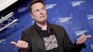 Bị theo dõi máy bay riêng, Elon Musk buộc phải chi 5.000 USD yêu cầu “tạm ngừng theo dõi”