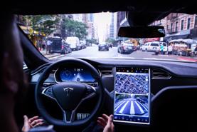 Hết Mỹ, Tesla lại đang bị Đức “sờ gáy” vì hệ thống tự lái Autopilot