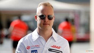 Vương quốc Anh cấm các tay đua người Nga đua xe ở Anh