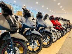 Giá xe máy tháng 3, Honda SH bất ngờ tăng hơn chục triệu gây sốt