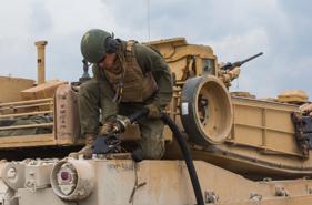 Vì sao quân đội Mỹ nói “không” với cuộc cách mạng xe điện?