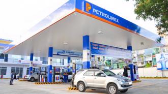 Sử dụng xe công vụ vượt định mức xăng dầu bị xử phạt thế nào?