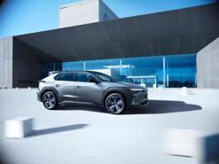 Sắp mở bán ở các thị trường Đông Nam Á, xe điện Toyota bZ4X sẽ sớm đến Việt Nam? 