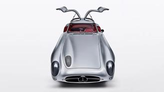 Chiếc ô tô đắt nhất thế giới vừa được bán ra