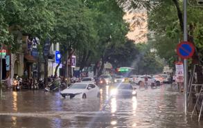 Quy trình xử lý khi xe ô tô bị ngập nước như thế nào?