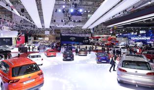 Cán cân cung-cầu trên thị trường ô tô đang “lệch pha” thế nào?