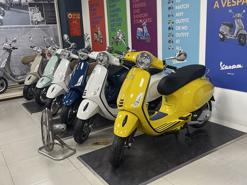 Giá xe tay ga Honda “trên mây”, người tiêu dùng còn lựa chọn nào khác?