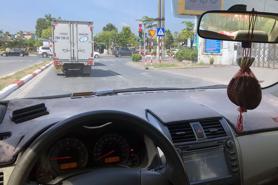 Những cách hạ nhiệt độ trong xe ô tô ngày nắng nóng đỉnh điểm