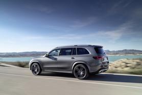 Triệu hồi hai biến thể Mercedes-Benz GLS vì lỗi cảm biến túi khí