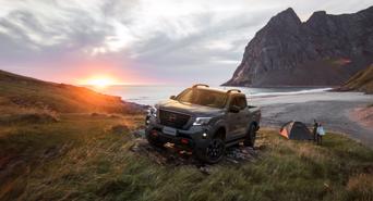 Nissan Almera và Nissan Navara phiên bản mới có gì đặc biệt?