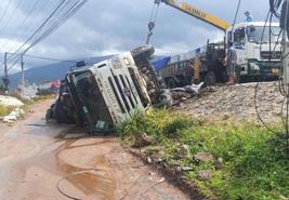 Tin vắn giao thông mới nhất 24h: 29 vụ tai nạn giao thông, 17 người tử vong trên cả nước