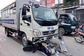 Quản chặt giáo viên, xe tập lái, nghiêm cấm học viên tự lái ra đường