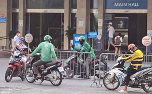 Hà Nội: Siết chặt quản lý các loại xe hợp đồng, xe du lịch