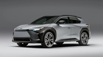 Vì sao CEO của Toyota “ngược dòng” với xe điện?