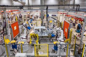 Doanh nghiệp ngành ô tô đẩy mạnh sản xuất tại Việt Nam, cơ hội tăng tỉ lệ nội địa hoá