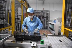 Nóng cuộc đua khai thác than chì nhân tạo sản xuất pin xe điện