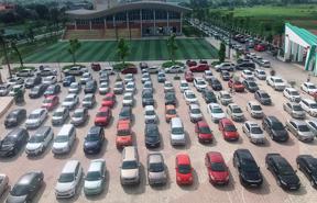 Tỷ lệ sở hữu ô tô tại địa phương tăng mạnh: Nên mừng hay lo?