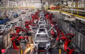 Nhật Bản giảm thuế trong 10 năm để thúc đẩy sản xuất xe điện, chip bán dẫn