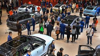 Trung Quốc cam kết hạn chế “mở rộng” ngành công nghiệp xe điện