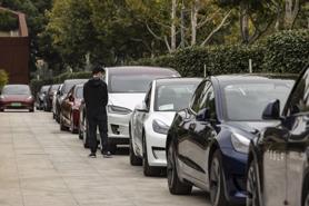 Cổ phiếu Tesla lao dốc, xóa sạch 73 tỷ USD giá trị thị trường