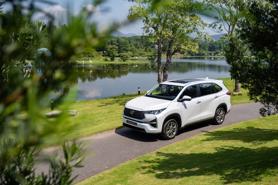 Toyota Innova Cross Hybrid đạt doanh số ấn tượng hơn 1.300 xe sau 6 tháng đầu năm 2025