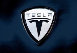 Tesla chạm ngưỡng vốn hóa 100 tỷ USD
