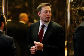 Cổ phiếu Tesla tăng từng ngày, Elon Musk giàu cỡ nào?