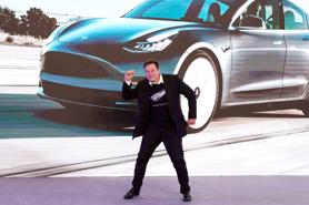 “Cơn điên” cổ phiếu Tesla được ví như bong bóng lớn nhất lịch sử