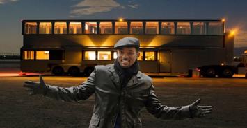 Cận cảnh "nhà di động" 2,5 triệu USD của minh tinh Will Smith