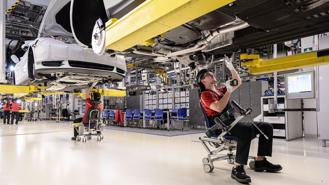 Hàng triệu công nhân ô tô châu Âu thất nghiệp vì đại dịch