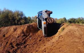 Tai nạn “dở khóc dở cười” của những chuyến off-road