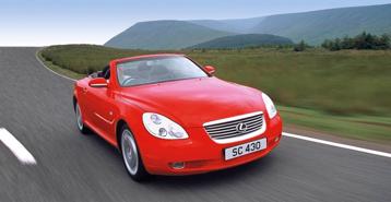 10 mẫu xe “xấu để đời” của các thương hiệu ô tô nổi tiếng