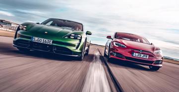 Kém thông số, Porsche Taycan Turbo S vẫn "ăn đứt" Tesla Model S Performance