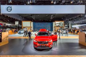 Khó như bán ô tô thời ... virus Corona