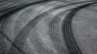 Lốp ô tô ô nhiễm môi trường gấp 1.000 lần khí thải động cơ