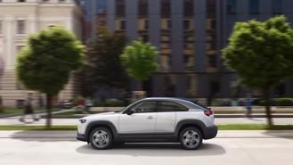 Xe Mazda đồng loạt giảm giá sốc, cao nhất 120 triệu đồng