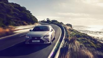 Những mẫu xe rẻ nhất của các thương hiệu hạng sang tại Việt Nam