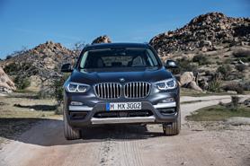 Xe sang BMW Series 5 và BMW X3 tung ưu đãi, kích cầu mua sắm