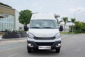 THACO ra mắt sản phẩm Minibus mới Iveco Daily
