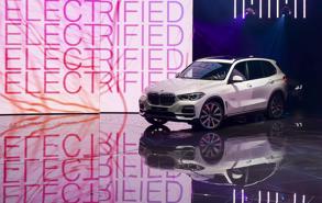 Hàng loạt xe ô tô điện của Hyundai, Ford, BMW bốc cháy