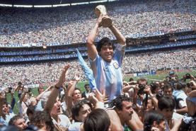 Những chiếc ô tô trong cuộc đời huyền thoại bóng đá Diego Maradona