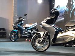 Honda Air Blade 2020 bắt đầu bán, giá chênh 3-6 triệu đồng 