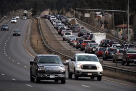 Những xu thế toàn cầu sẽ ảnh hưởng đến ngành ô tô năm 2020