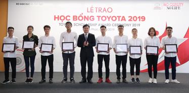 Toyota trao học bổng cho 115 sinh viên xuất sắc