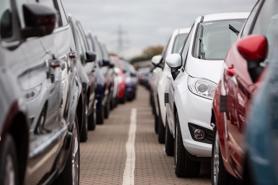 Ô tô nhập khẩu tiếp tục tăng tốc