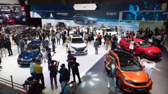 Khách Việt giảm mua xe máy, tăng mua ô tô của Honda